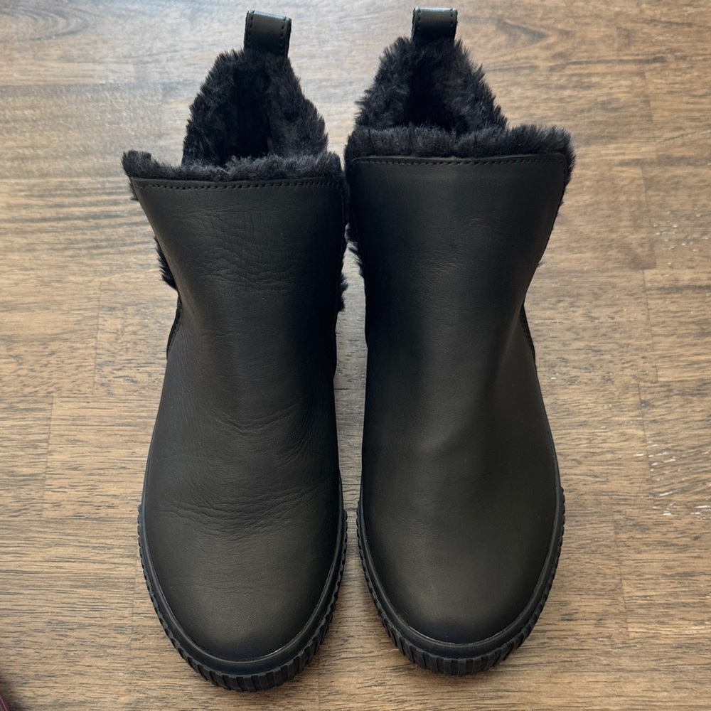 Timberland Women's Black Skyla Bay Pull-On Boots SZ 7